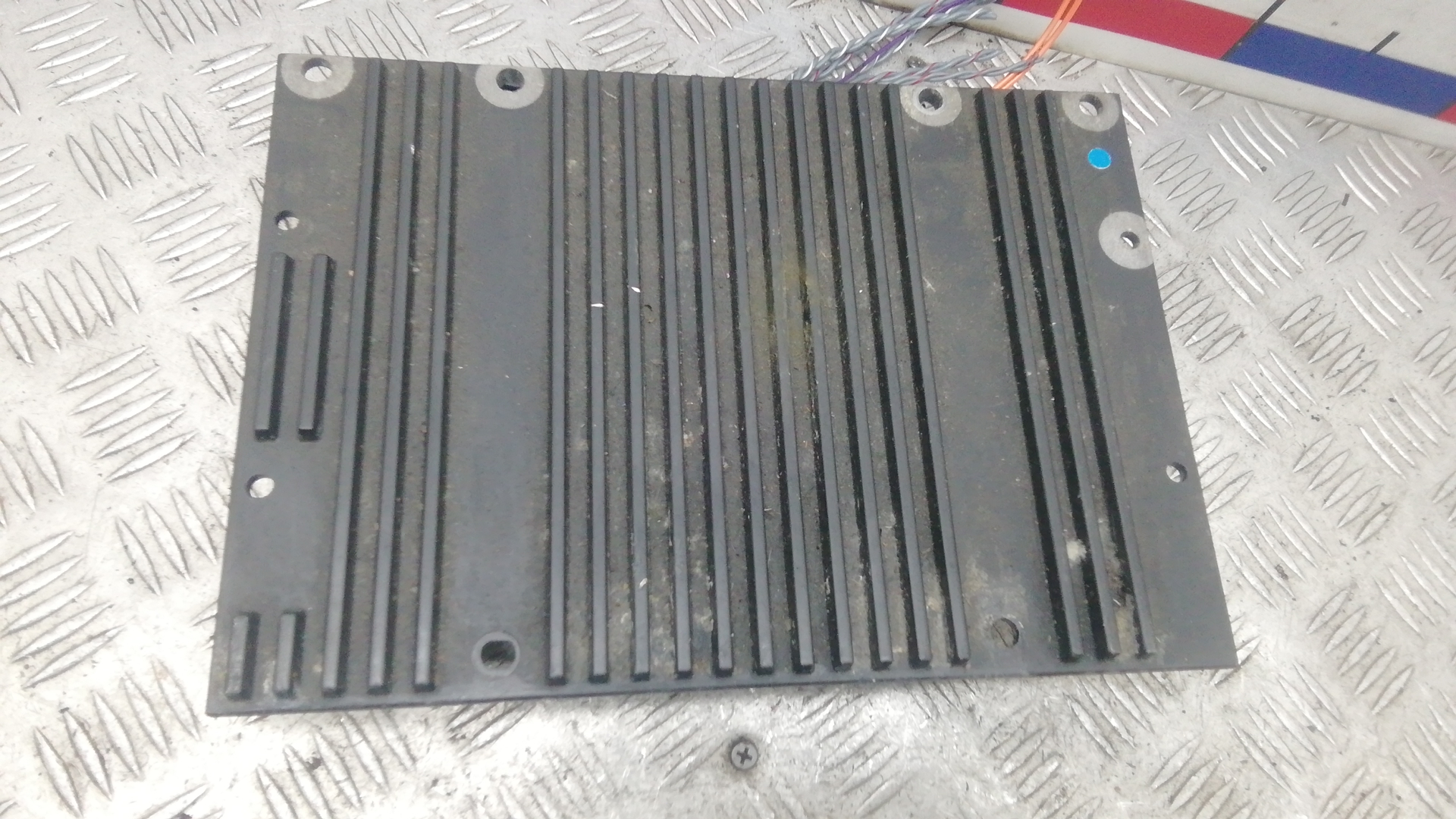 Усилитель акустической системы