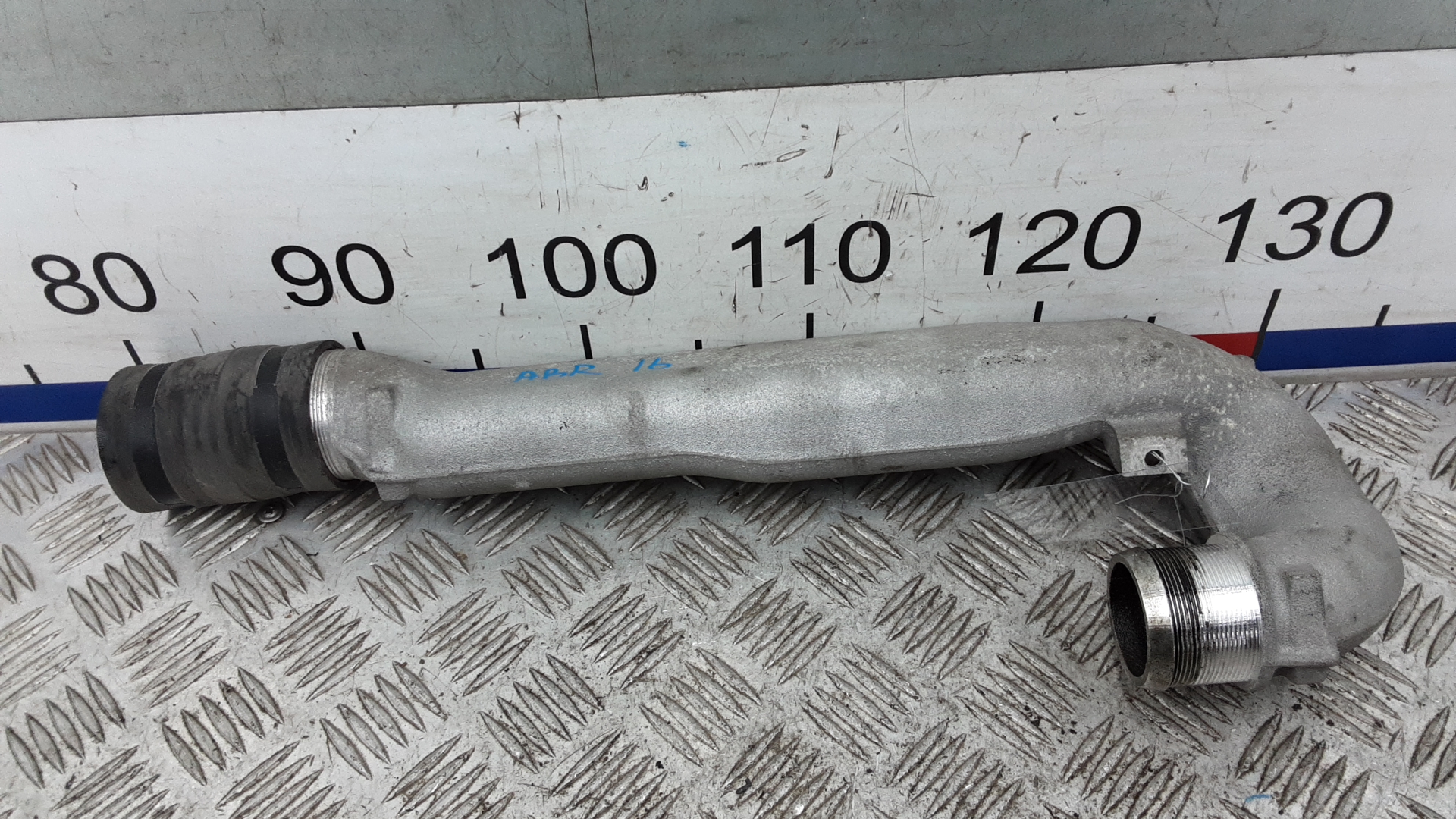 Патрубок интеркулера