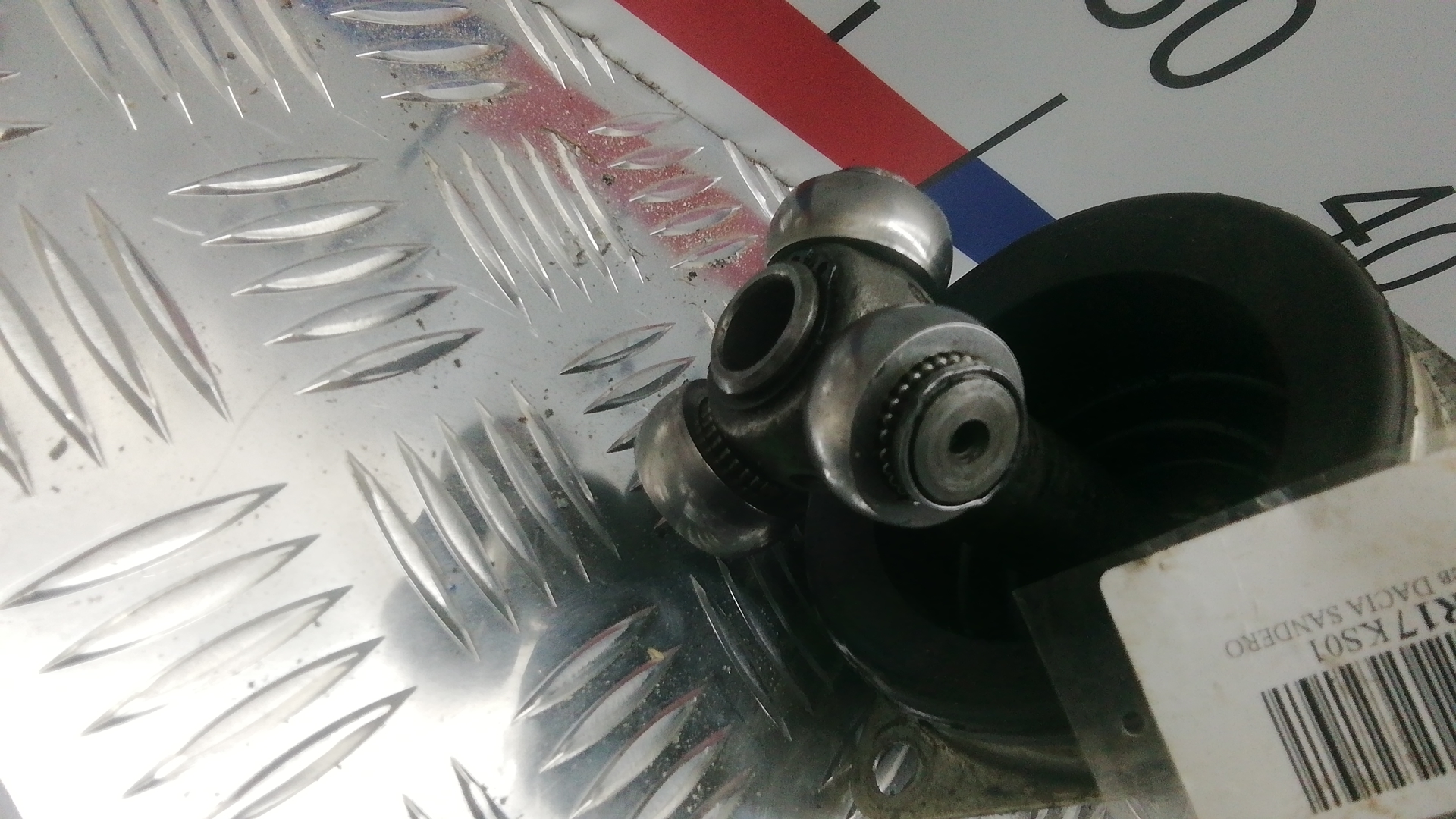 Полуось передняя левая