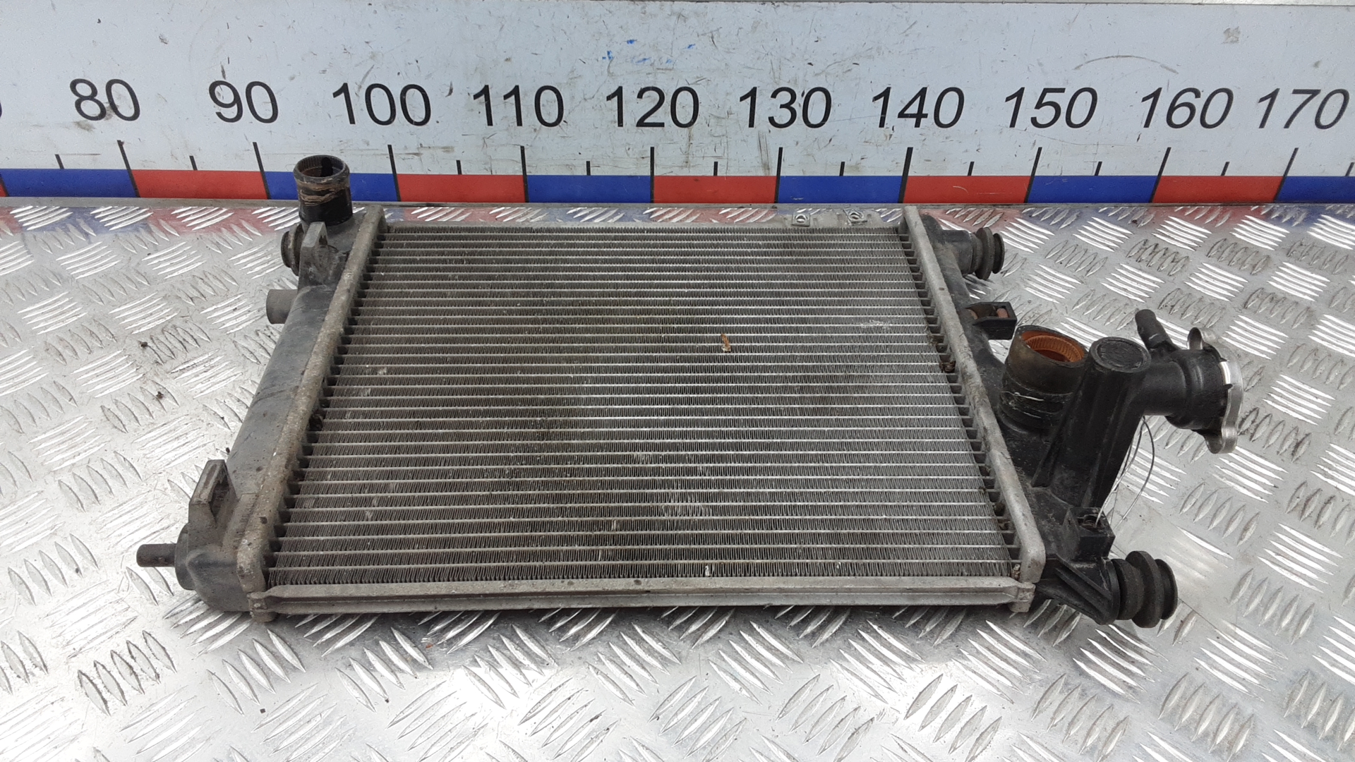 Радиатор охлаждения двигателя основной