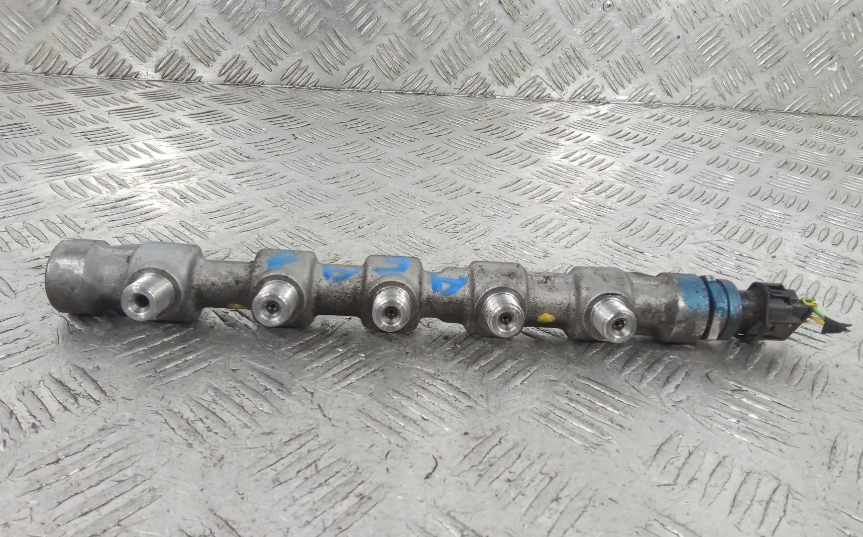 Рейка топливная (рампа)