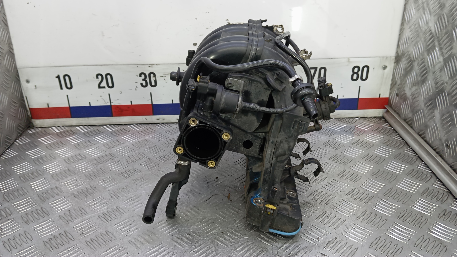 Коллектор впускной