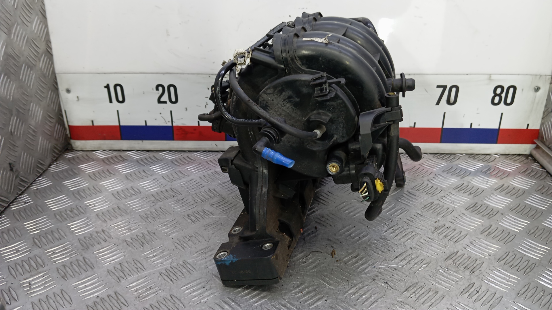 Коллектор впускной