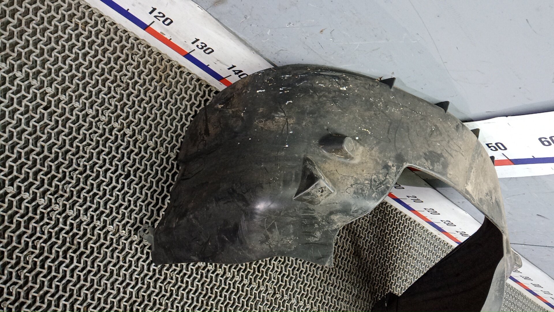 Локер передний левый