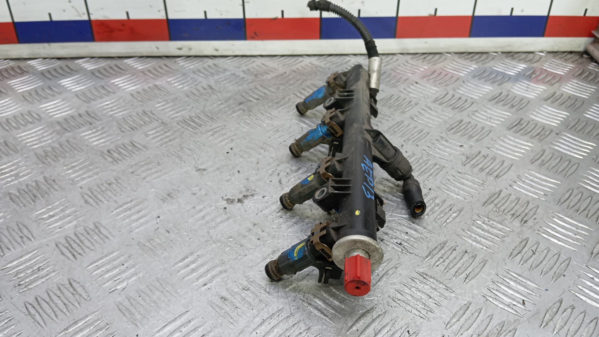 Рейка топливная (рампа)