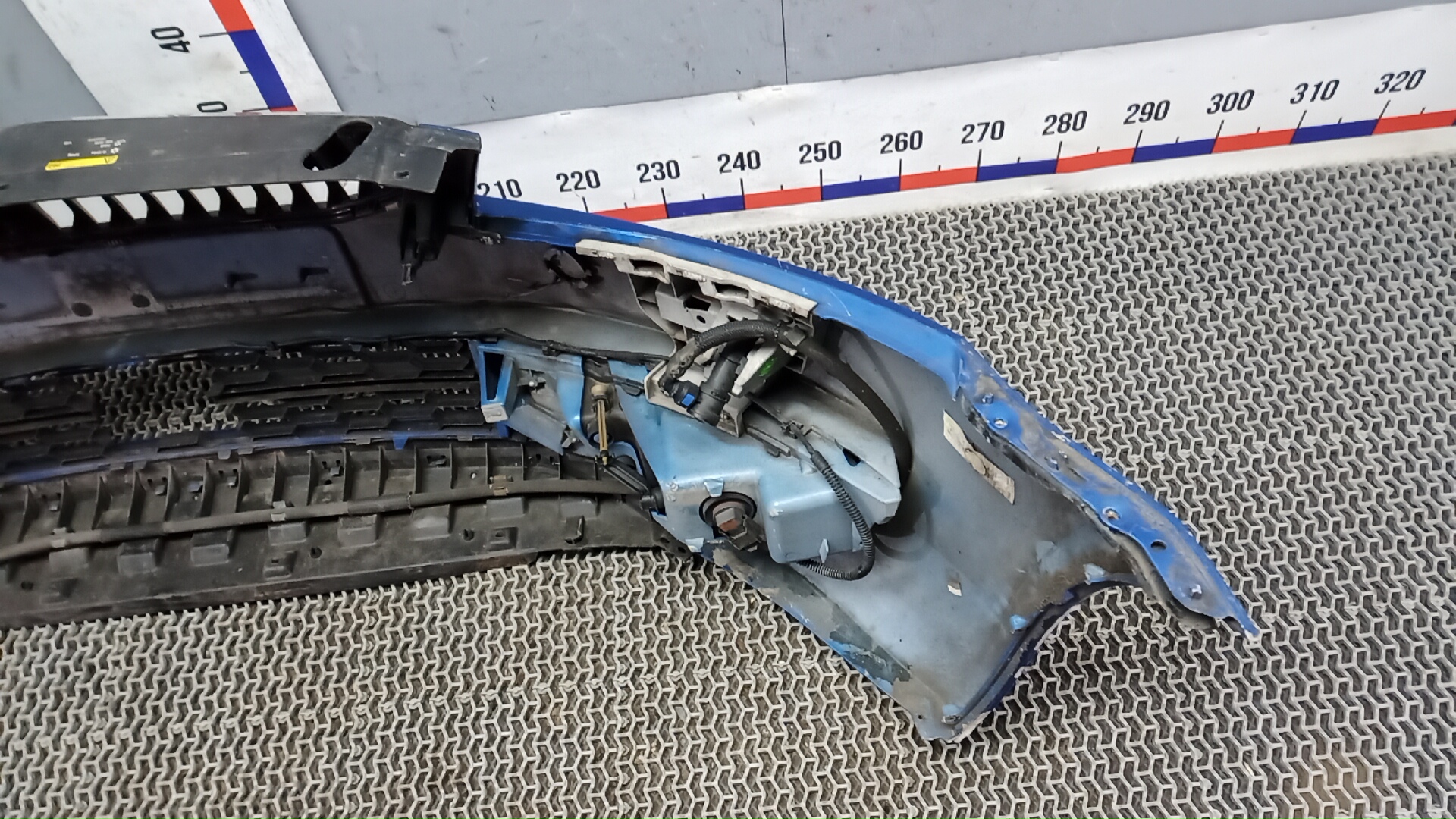 Бампер передний