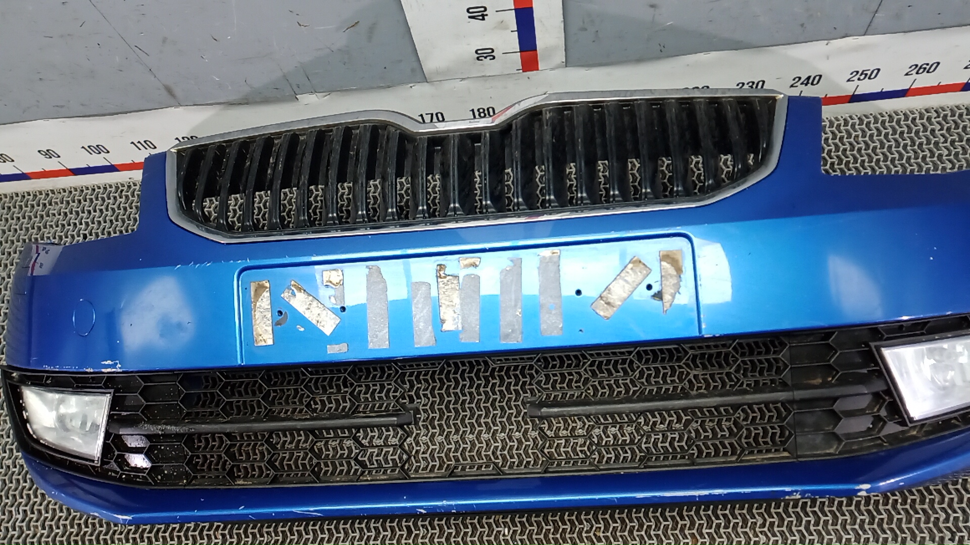 Бампер передний