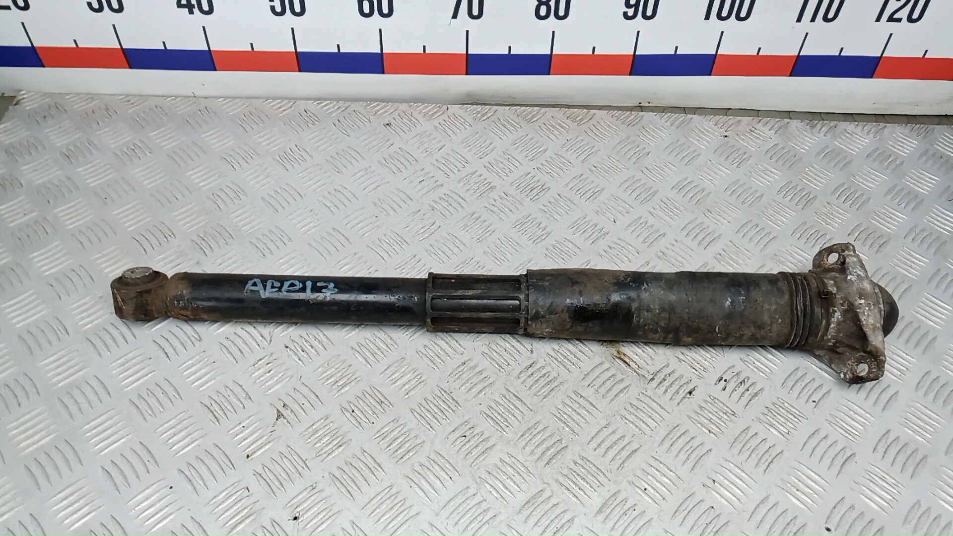 Амортизатор задний (стойка)