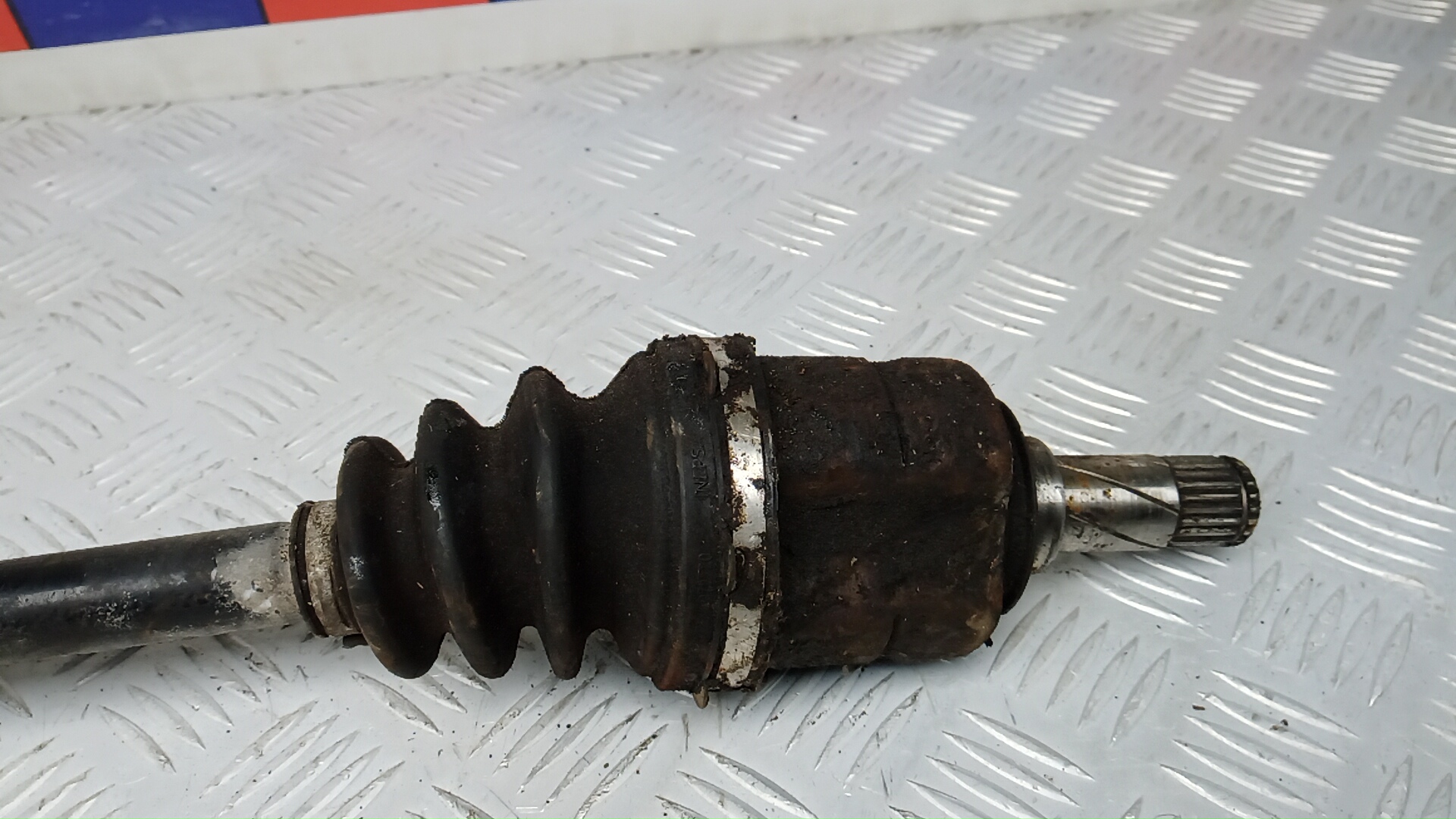 Полуось передняя правая