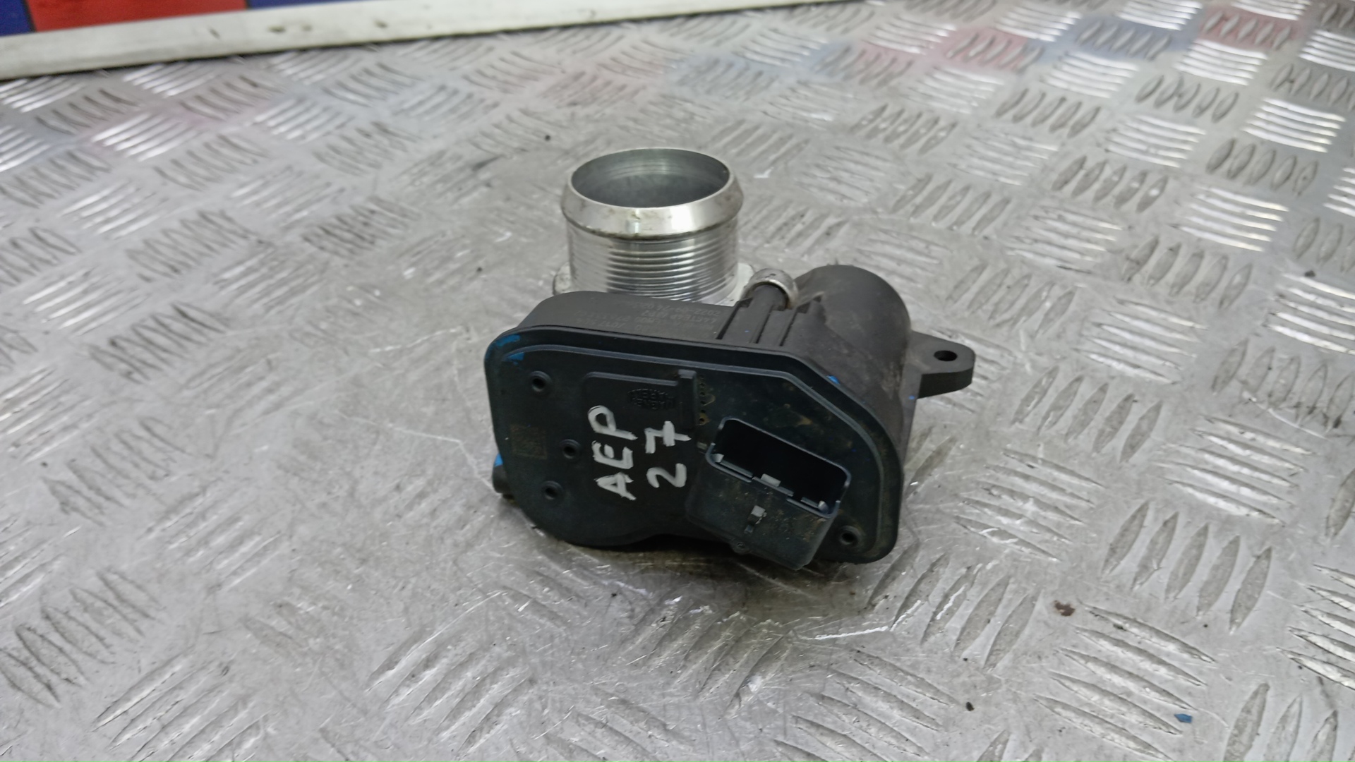 Заслонка дроссельная электрическая