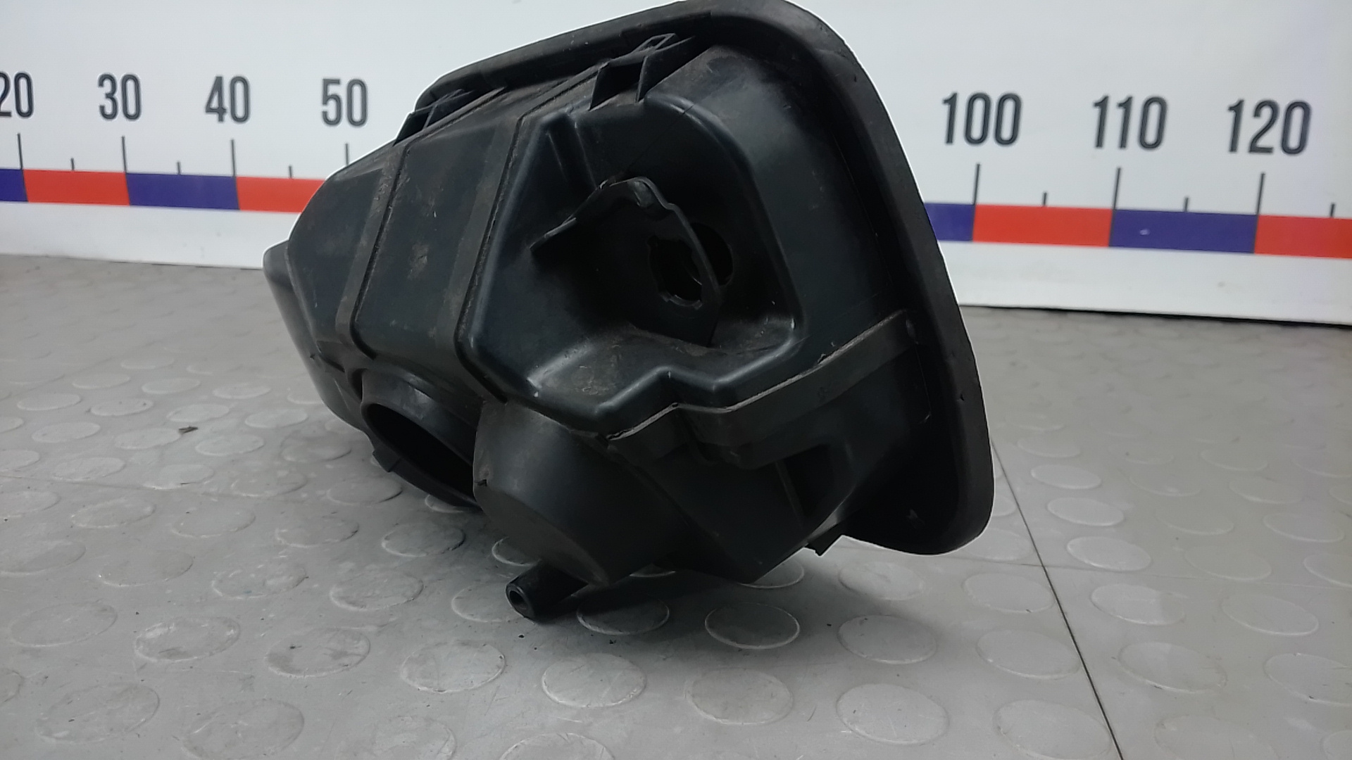 Лючок бензобака