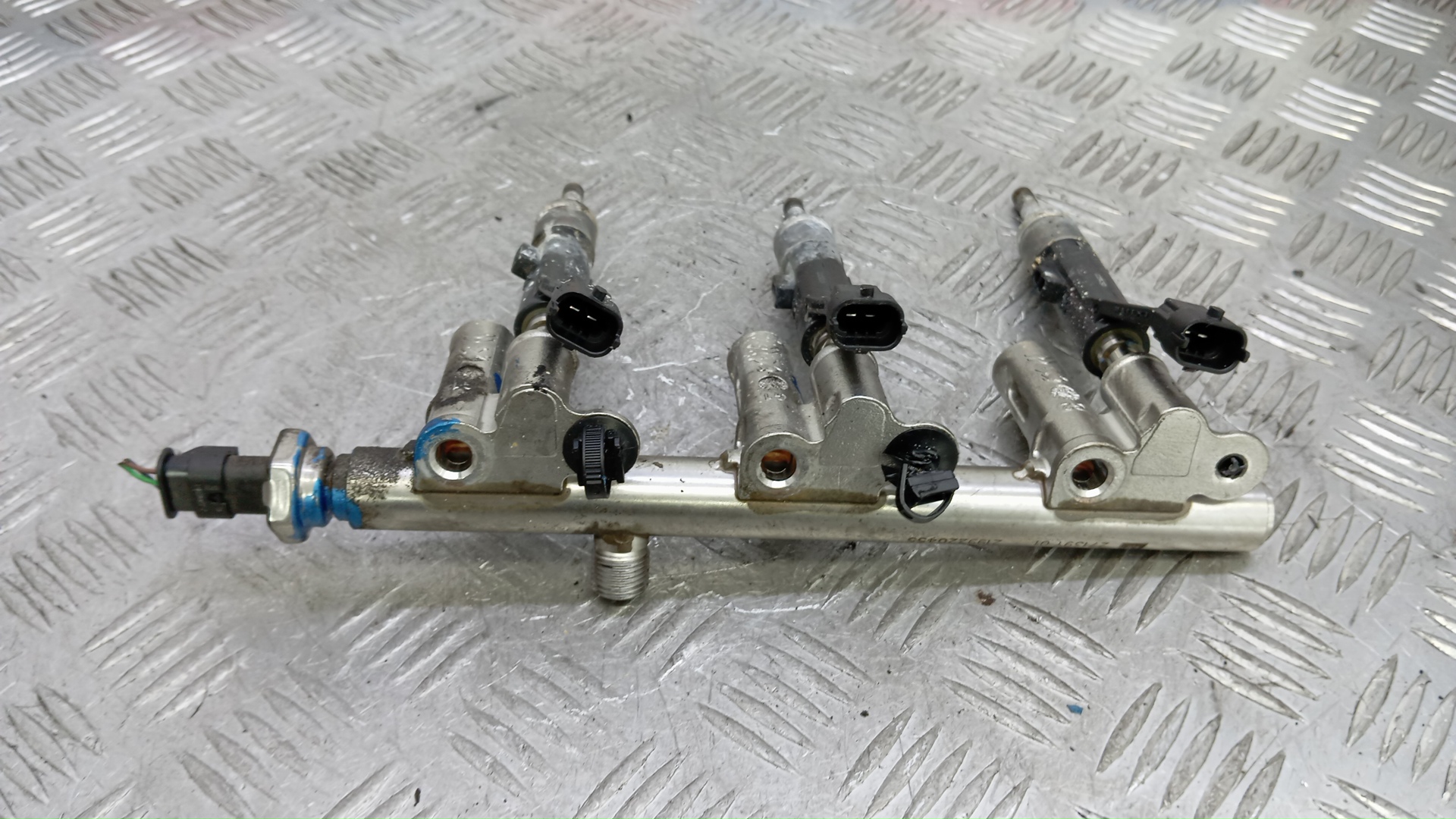 Рейка топливная (рампа)