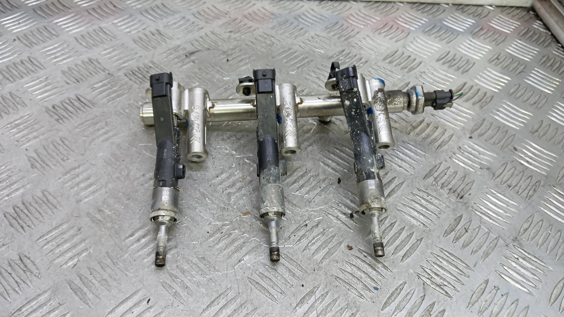 Рейка топливная (рампа)