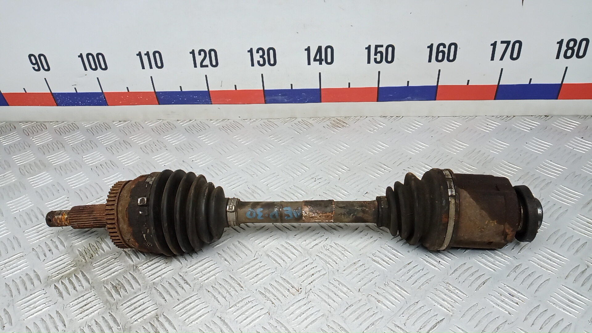 Полуось передняя правая