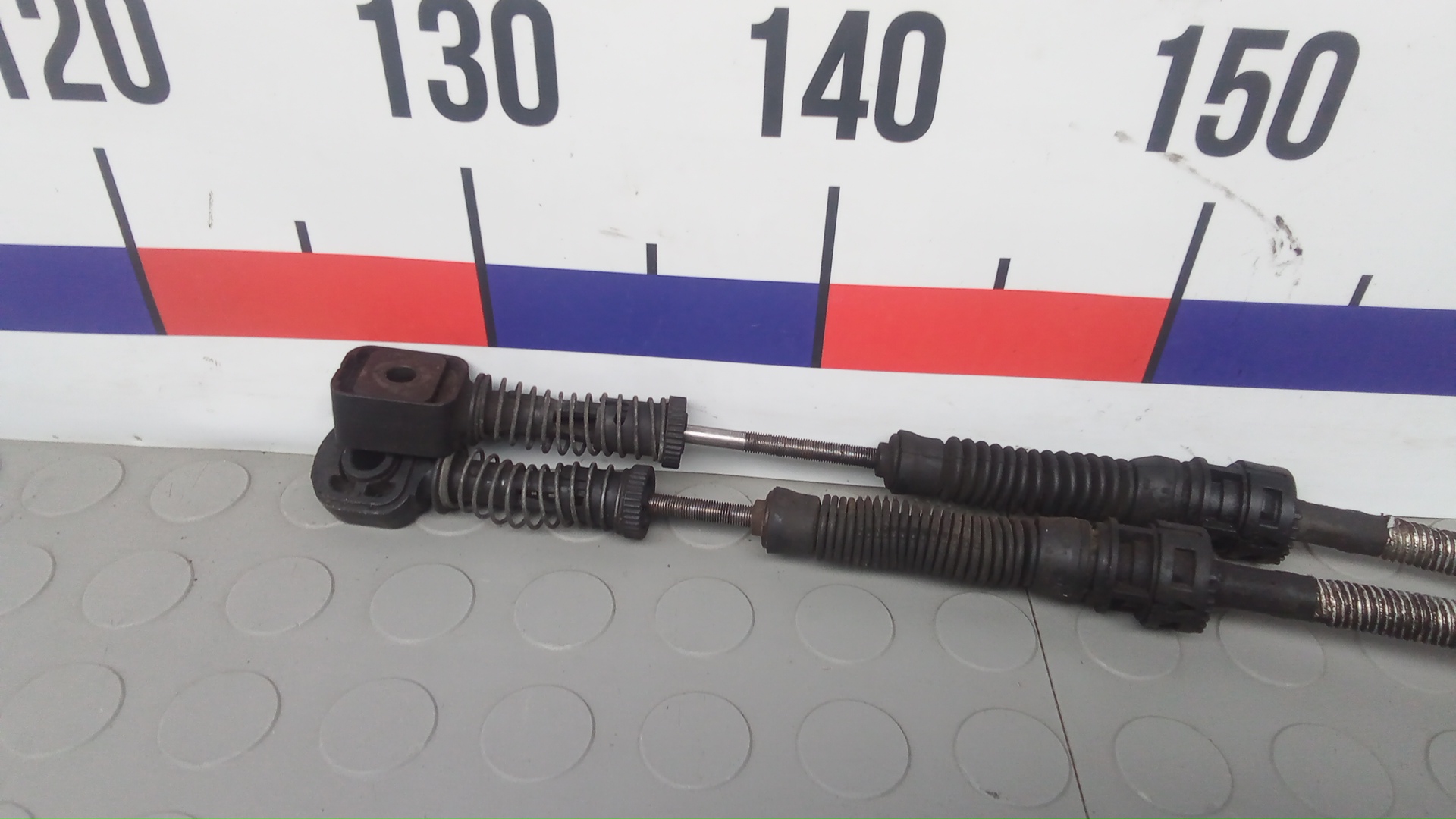 Кулиса МКПП / АКПП