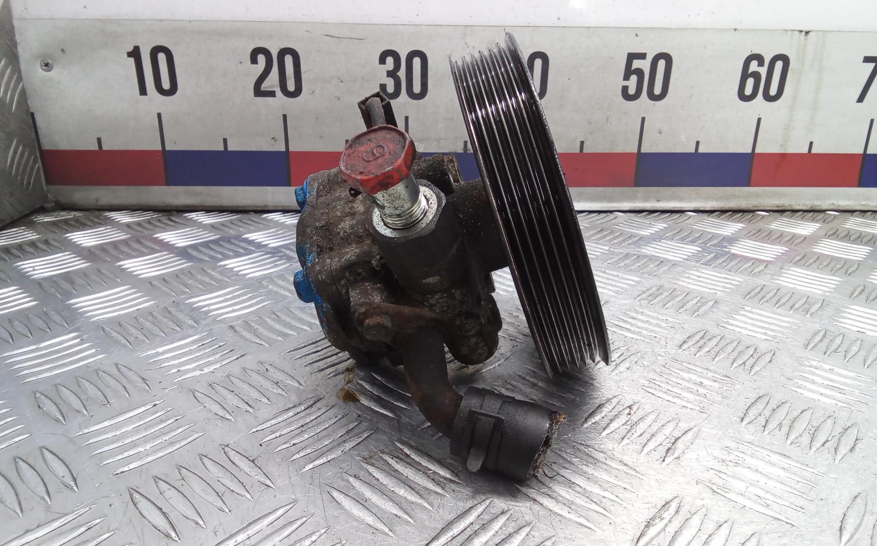 Насос ГУР (гидроусилитель руля)