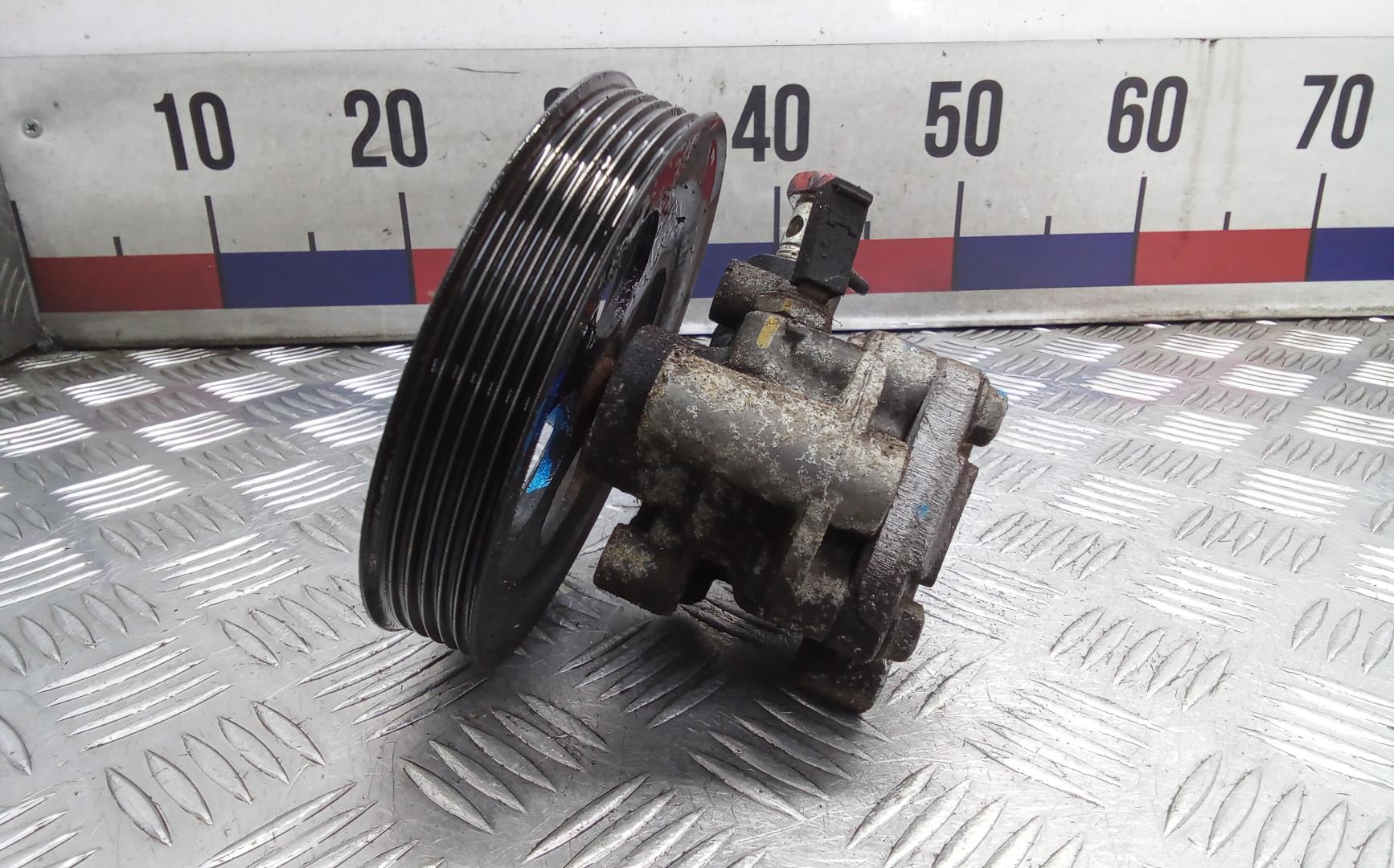 Насос ГУР (гидроусилитель руля)