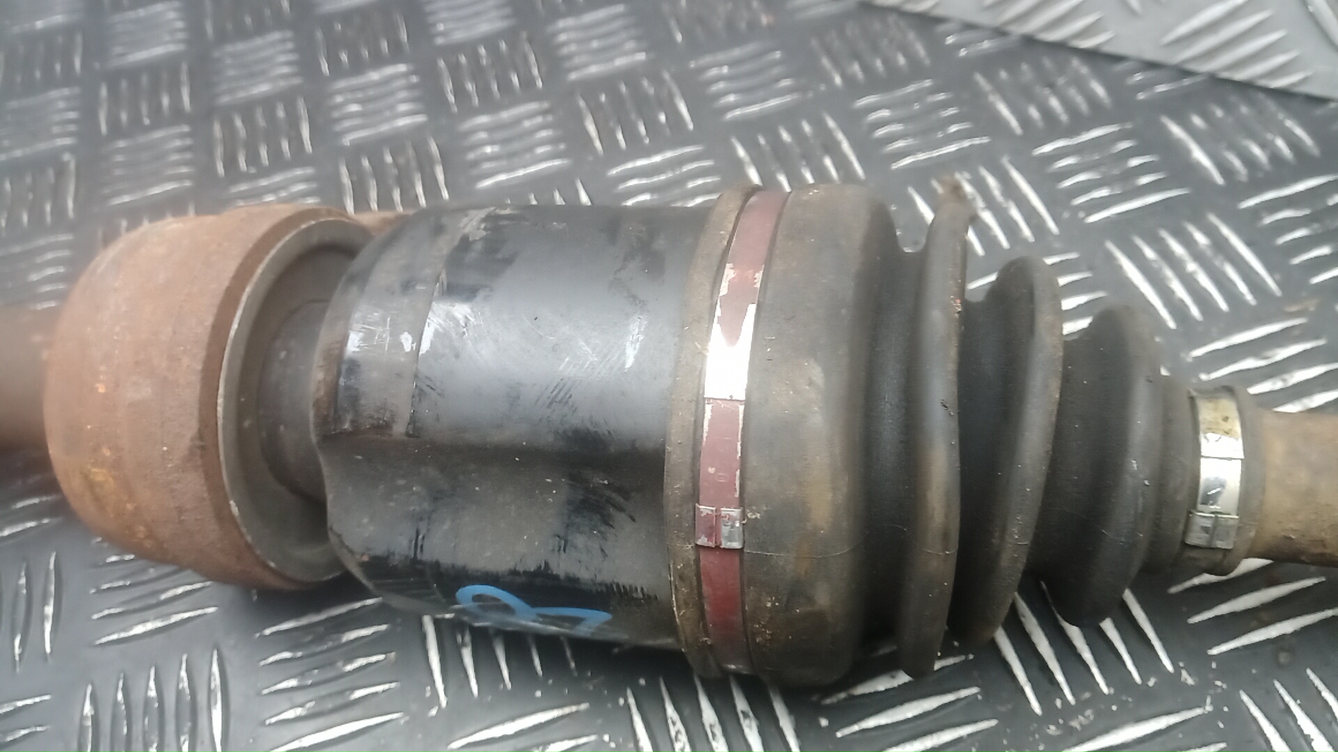 Полуось передняя правая