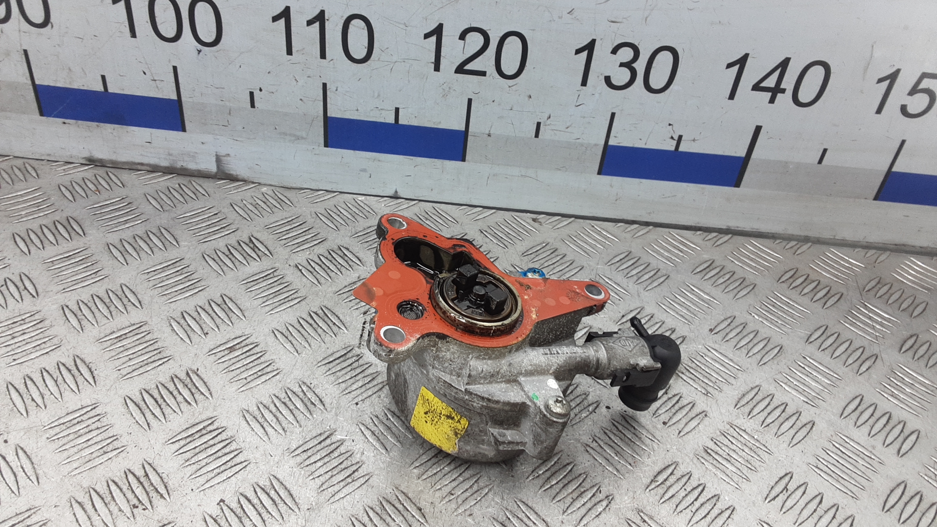 Насос вакуумный