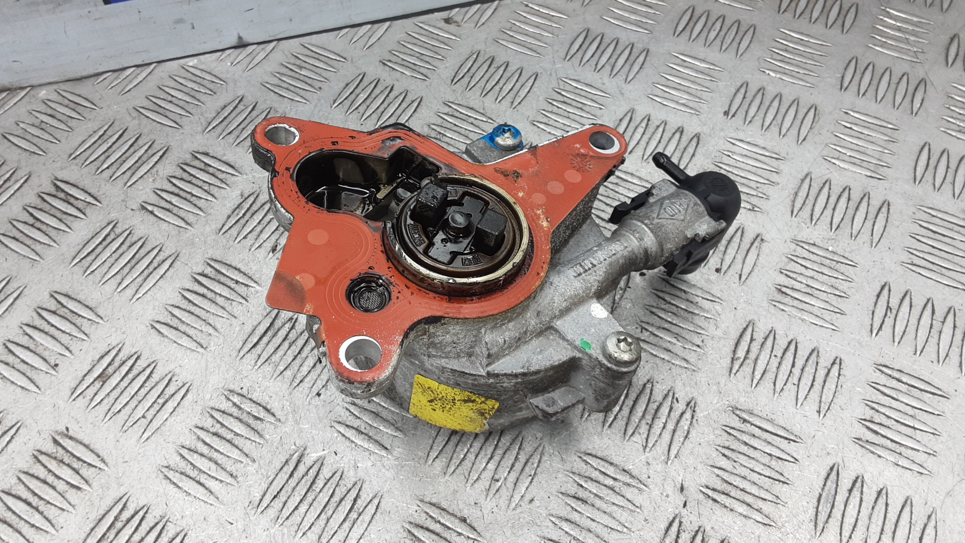 Насос вакуумный