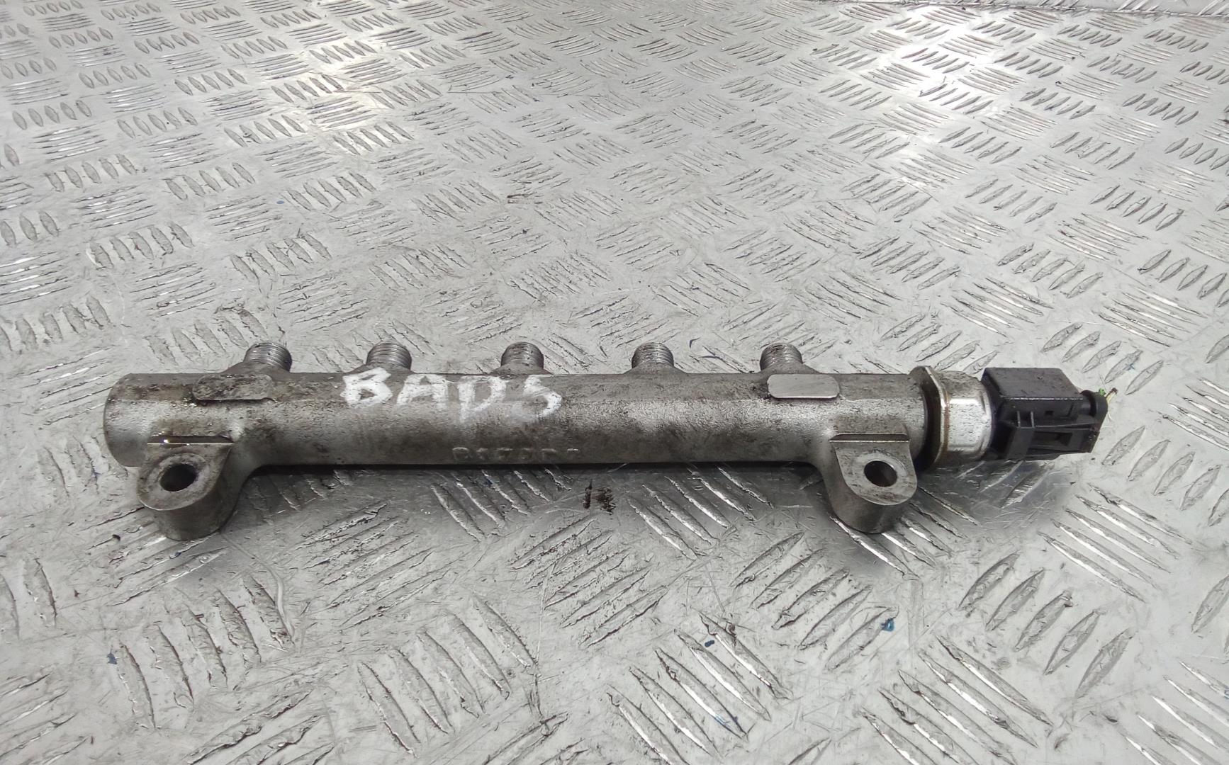 Рейка топливная (рампа)