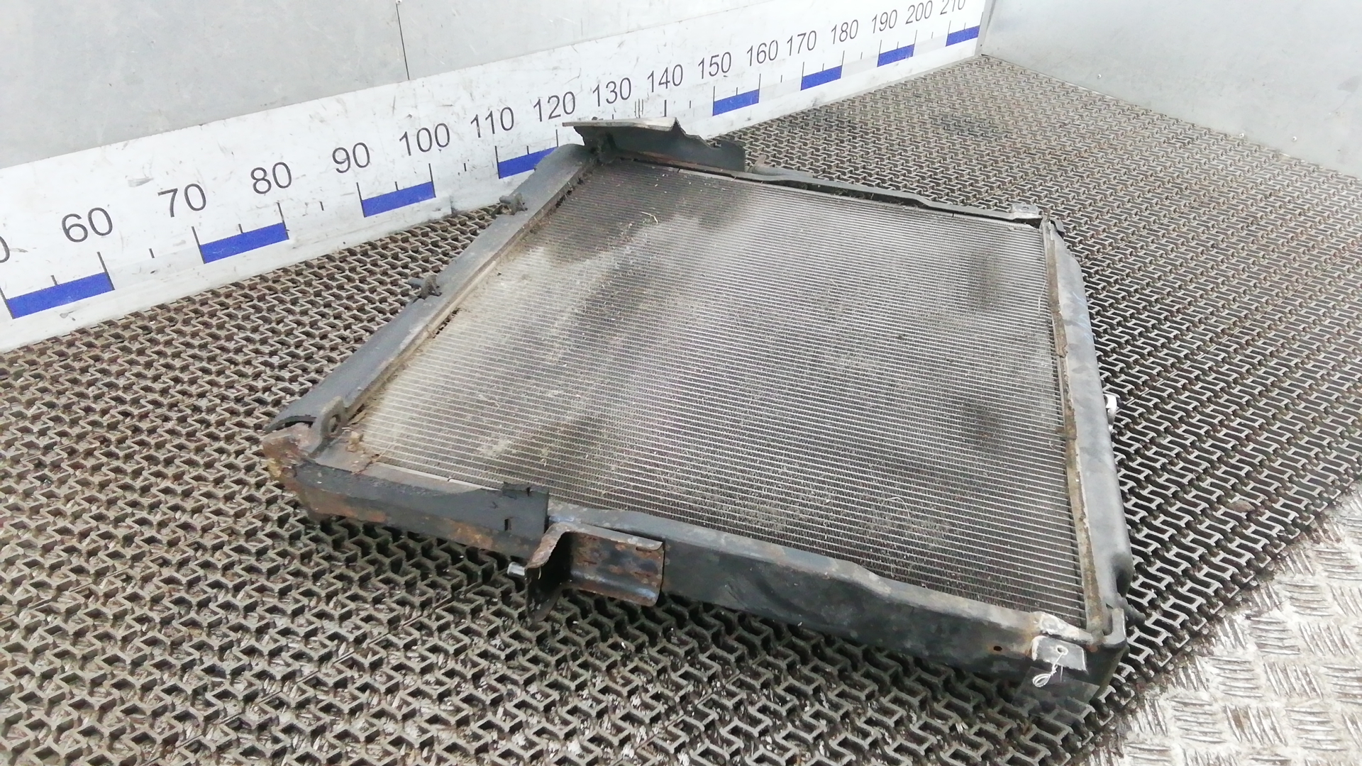 Радиатор охлаждения двигателя основной