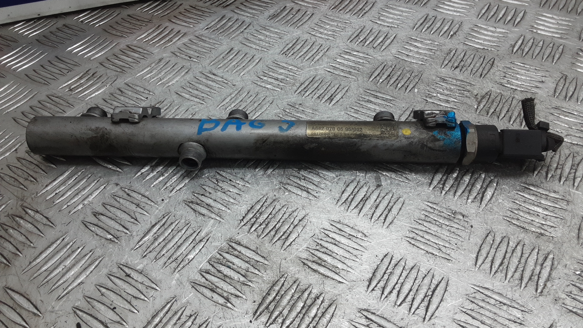 Рейка топливная (рампа)