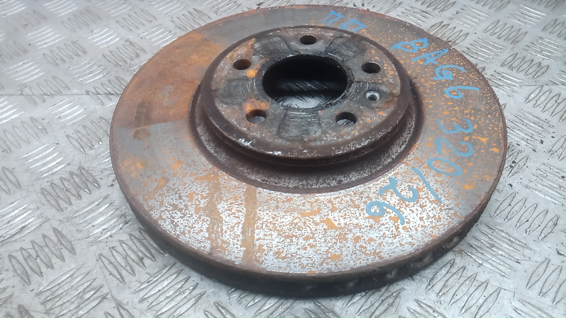 Диск тормозной передний вентилируемый