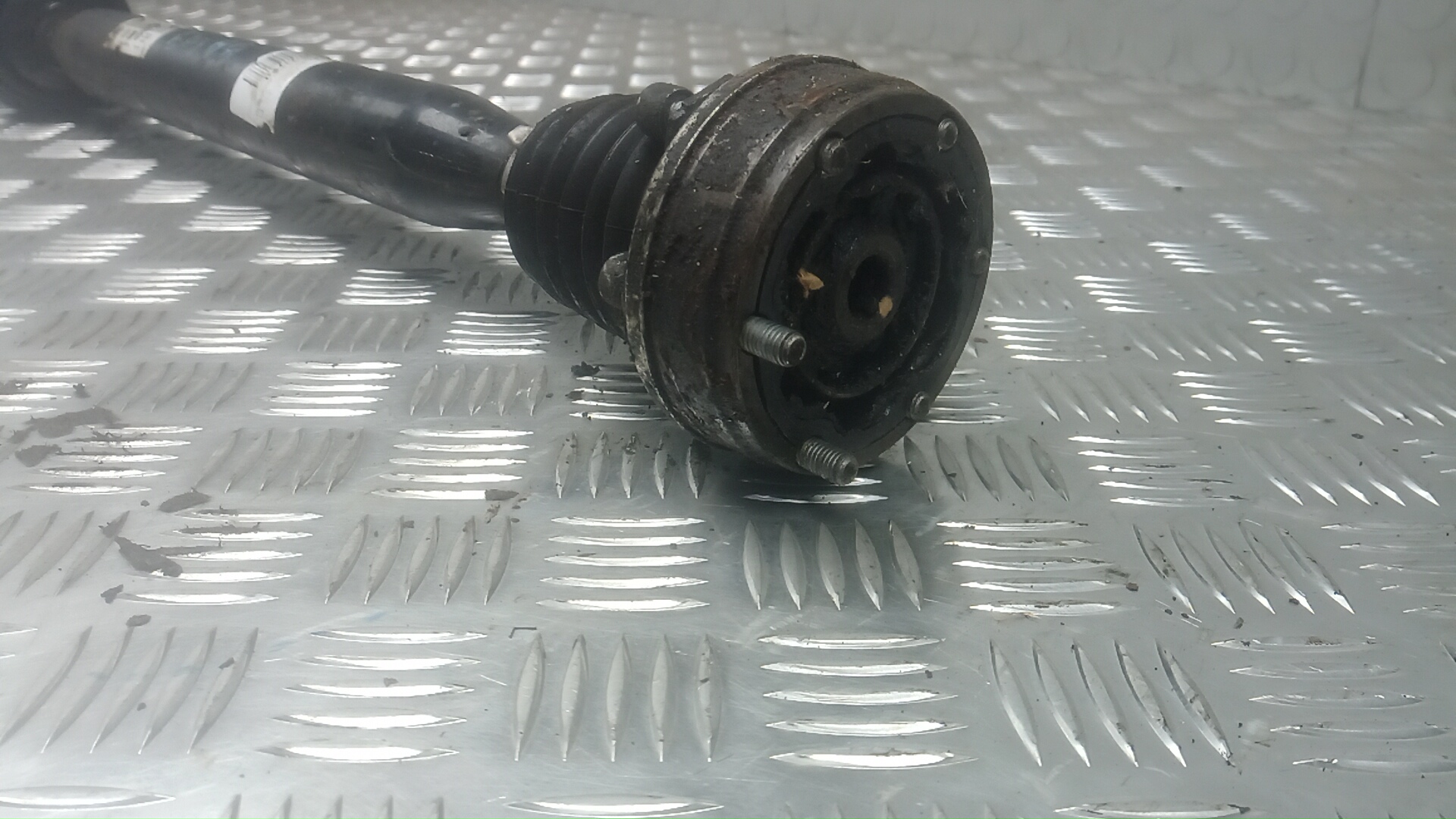 Полуось передняя правая