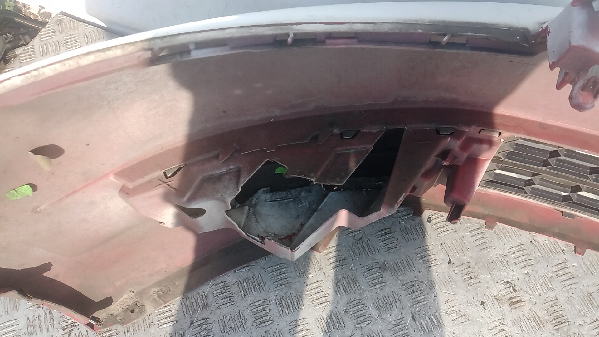 Бампер передний