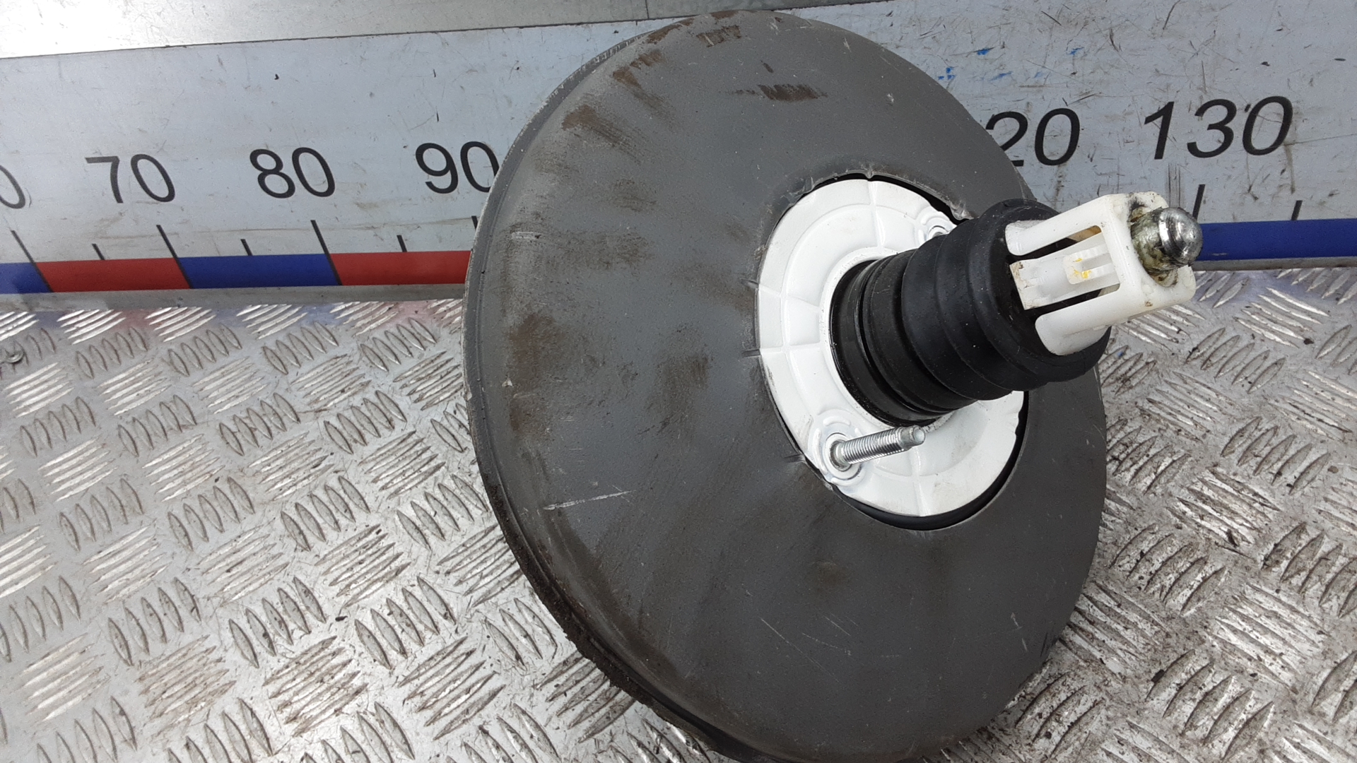 Усилитель тормозов вакуумный