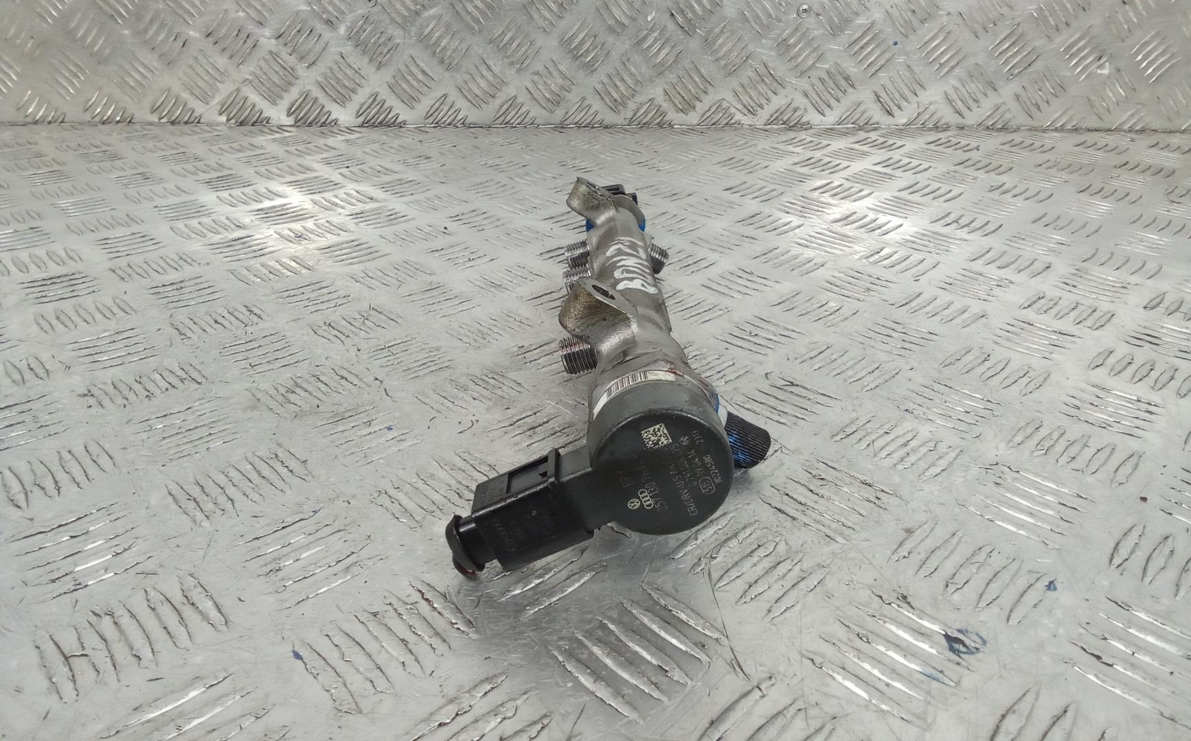 Рейка топливная (рампа)