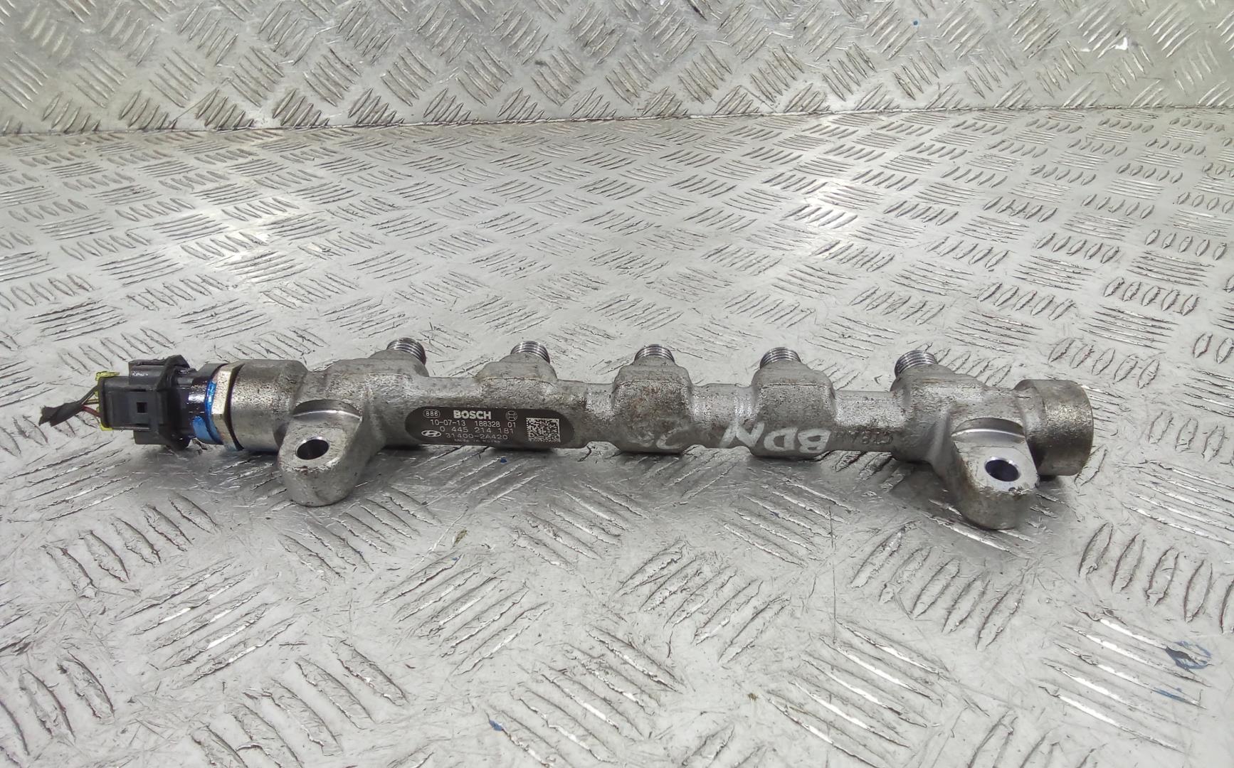 Рейка топливная (рампа)