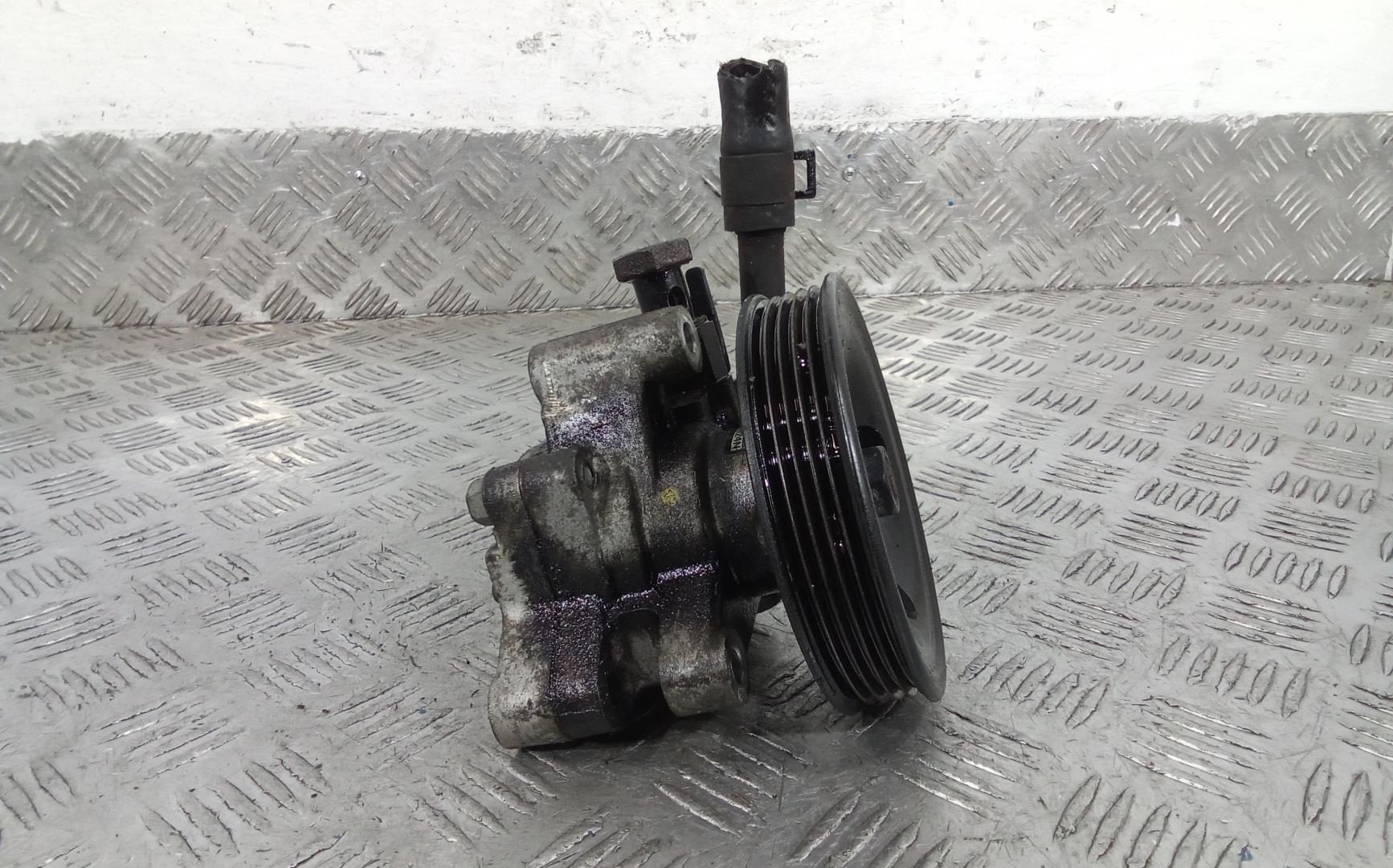 Насос ГУР (гидроусилитель руля)