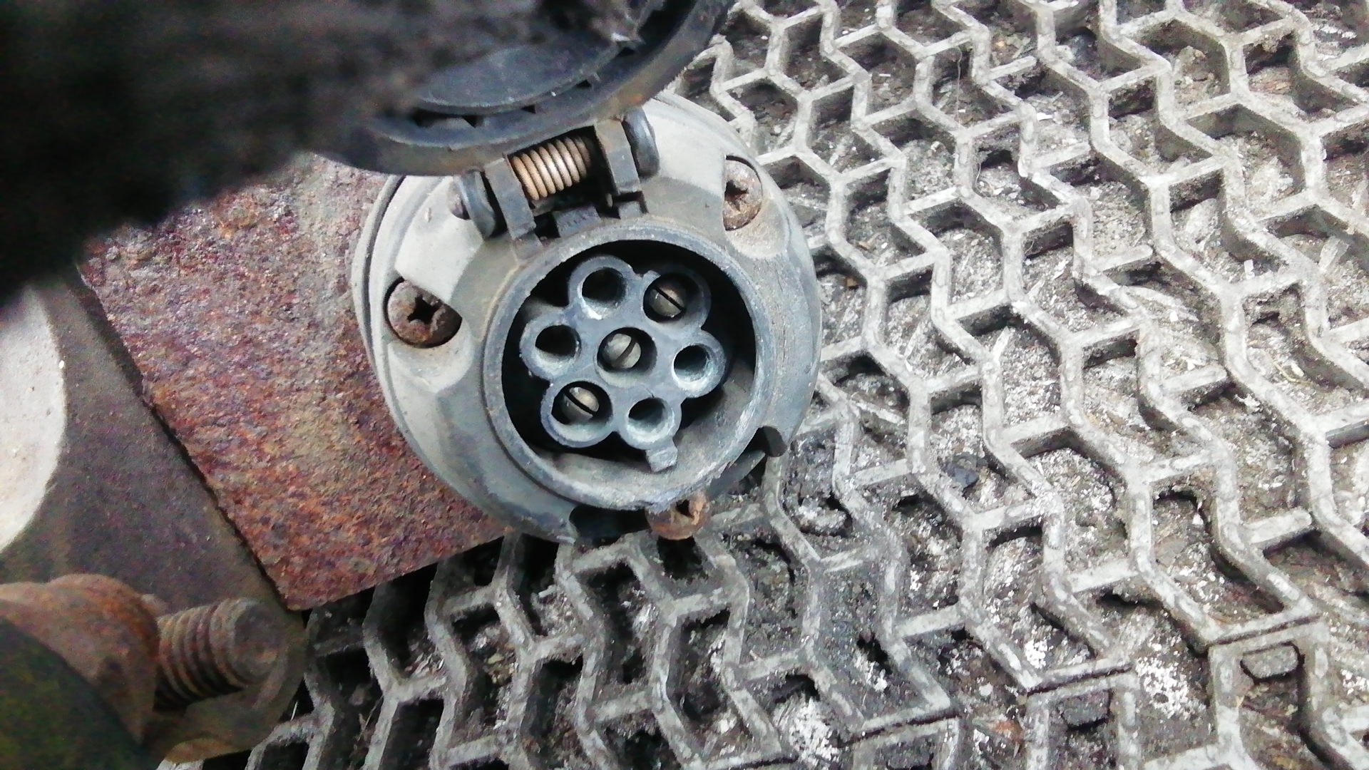 Сцепное устройство (Фаркоп)