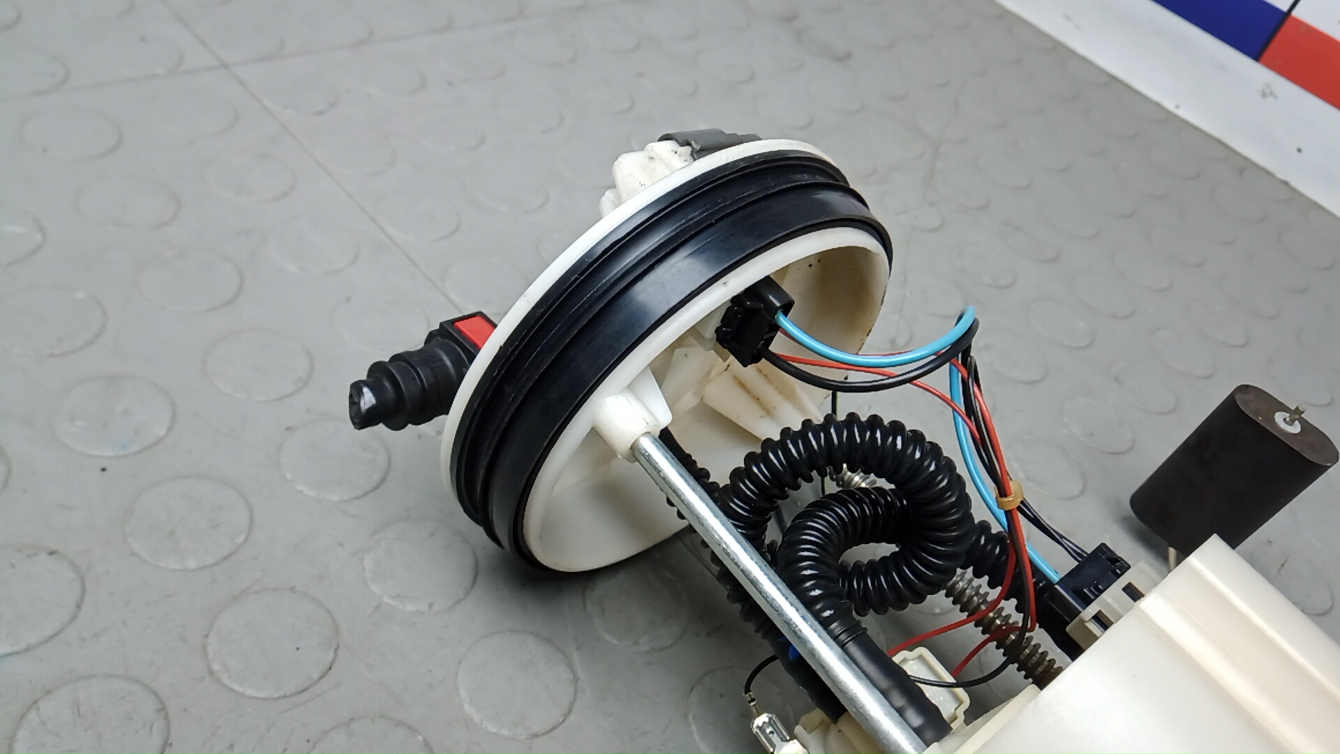 Насос топливный электрический