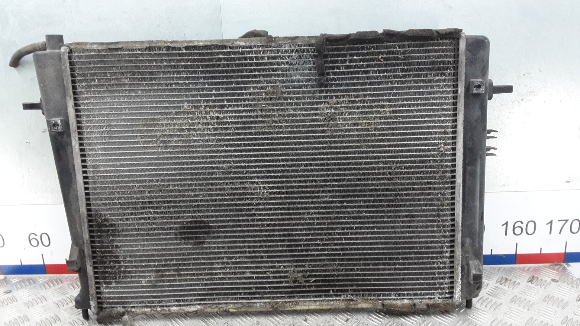 Радиатор охлаждения двигателя основной