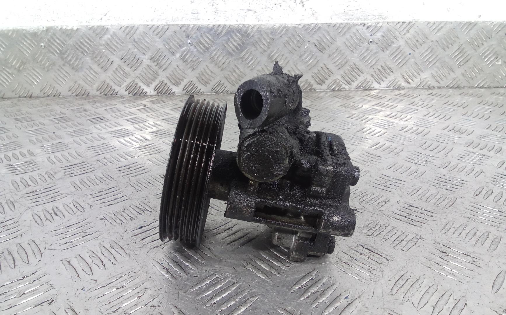 Насос ГУР (гидроусилитель руля)