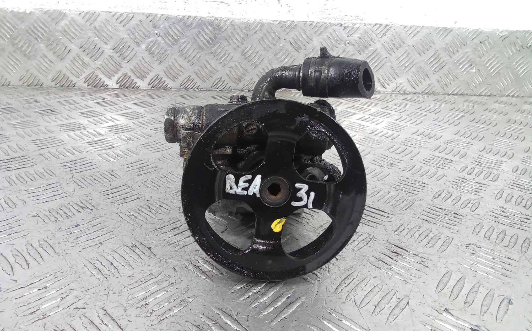 Насос ГУР (гидроусилитель руля)