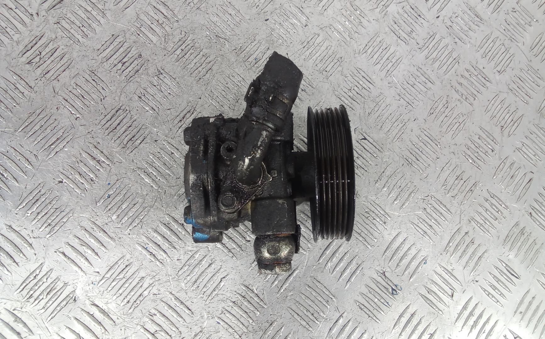 Насос ГУР (гидроусилитель руля)