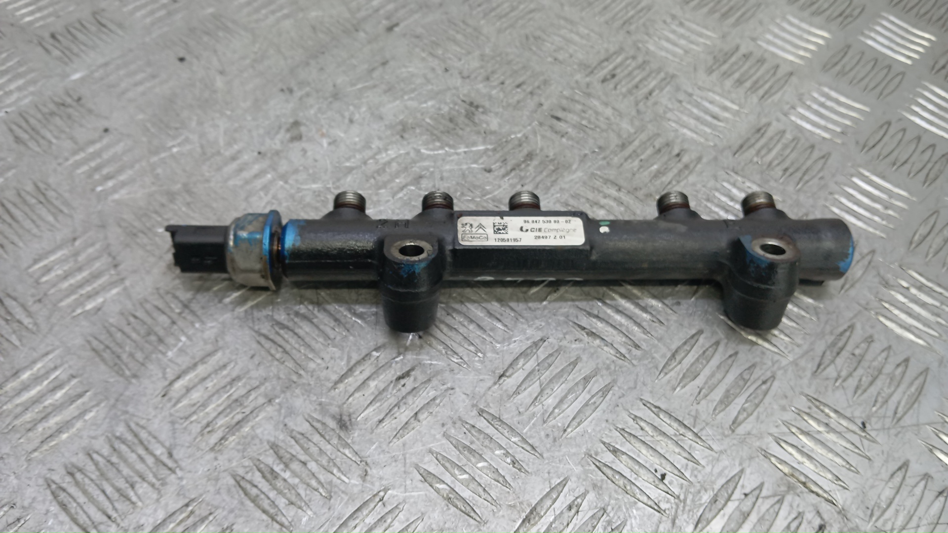 Рейка топливная (рампа)