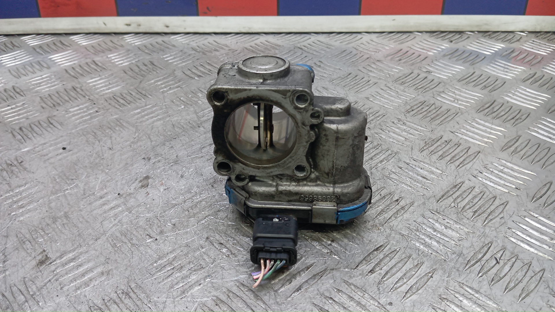 Заслонка дроссельная электрическая