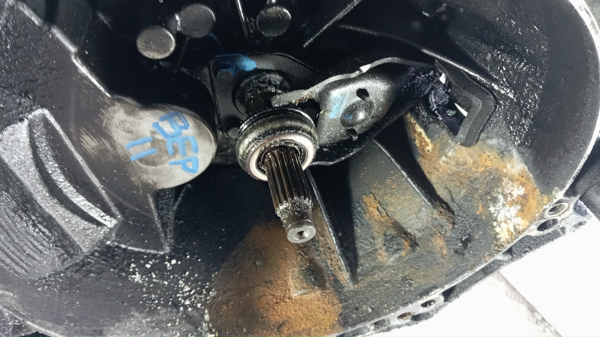 МКПП (механическая коробка переключения передач)