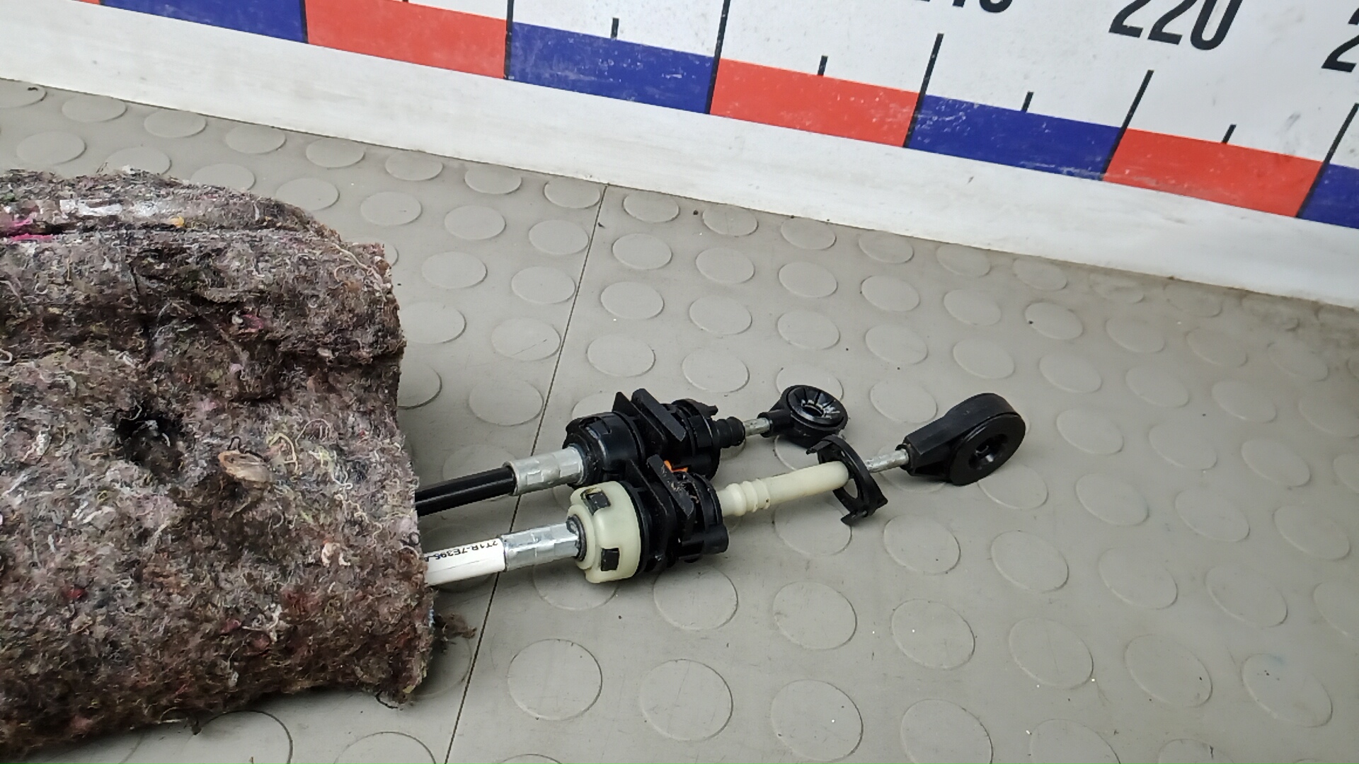 Кулиса МКПП / АКПП