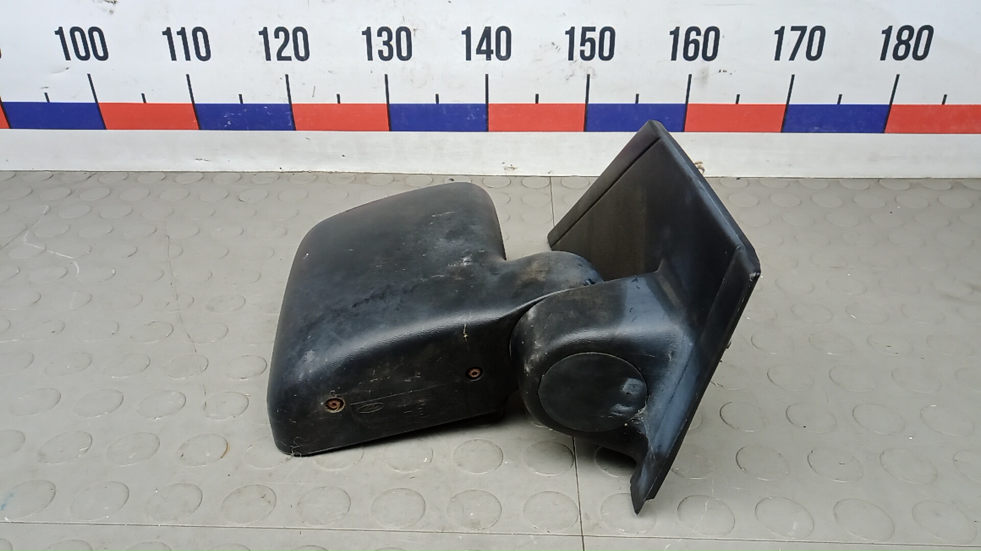 Зеркало правое электрическое