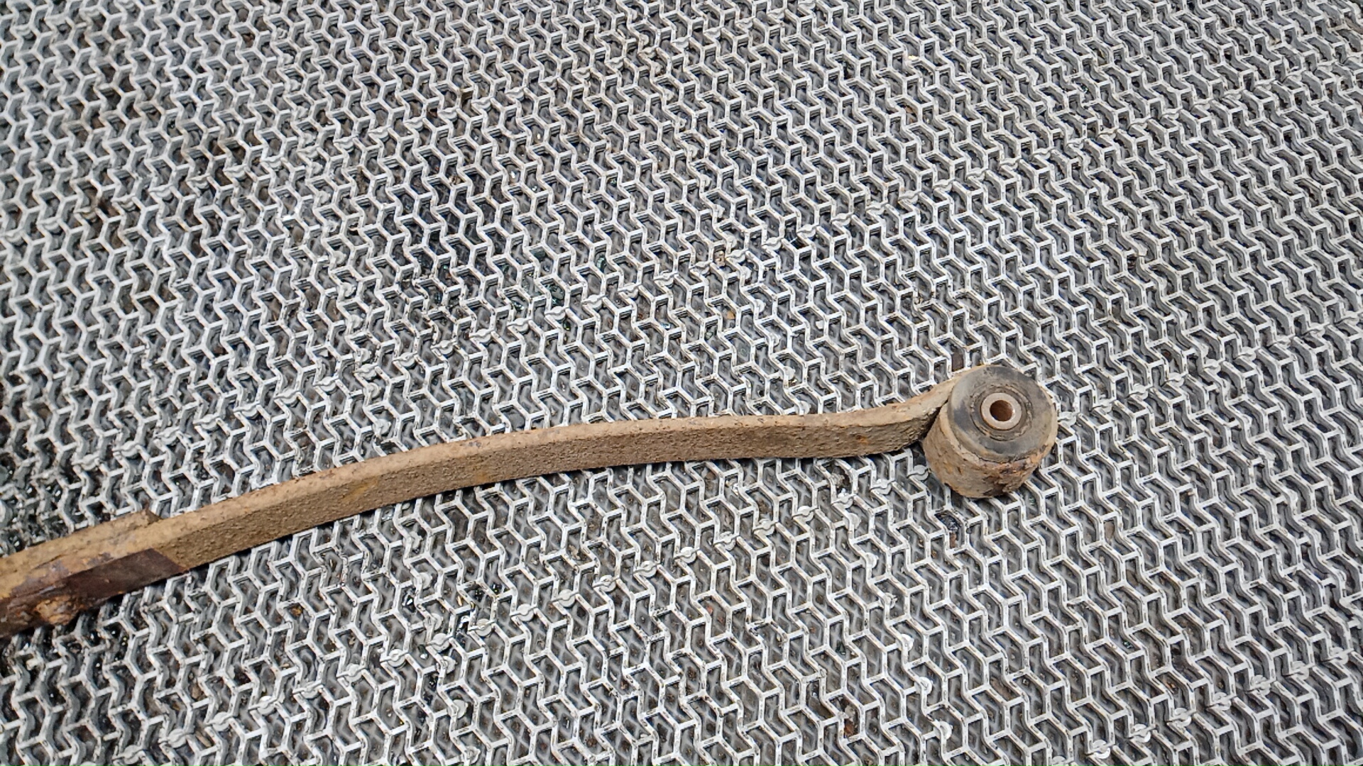 Рессора задняя