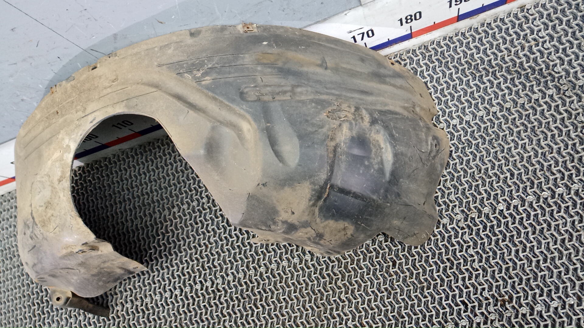 Локер передний правый