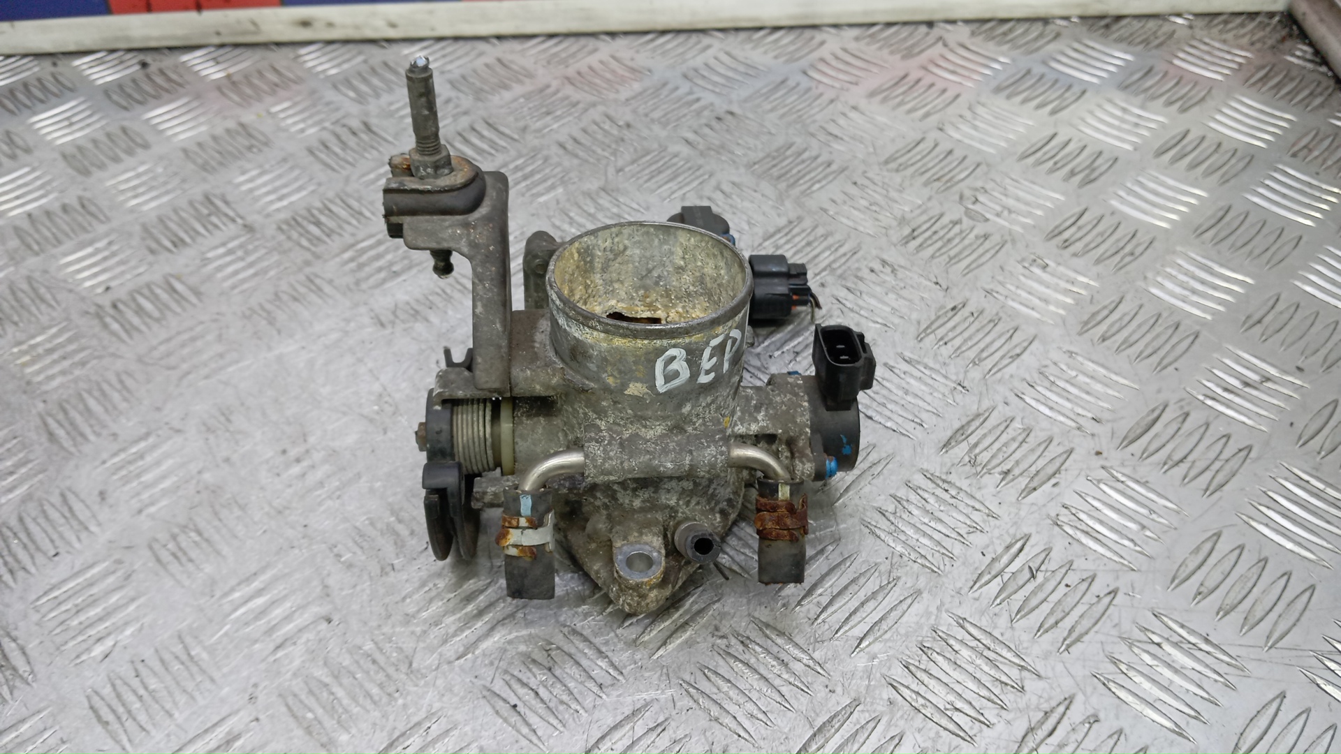 Заслонка дроссельная электрическая