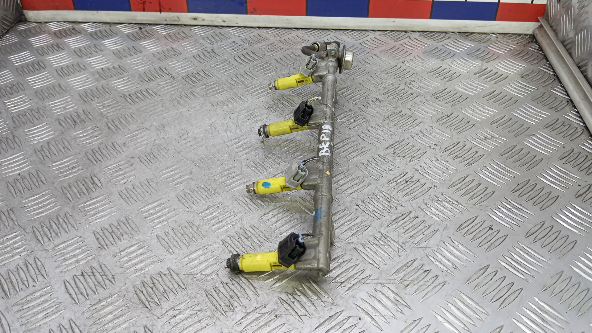 Рейка топливная (рампа)