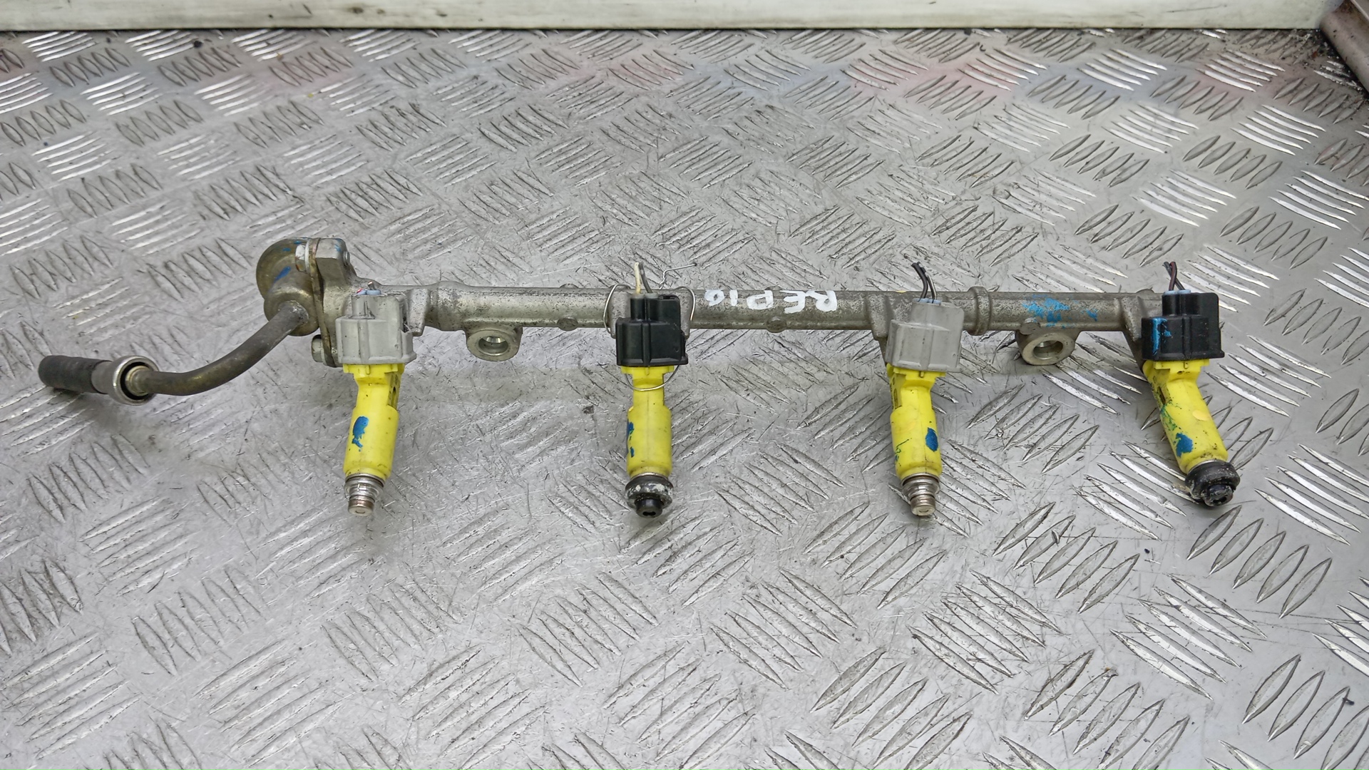 Рейка топливная (рампа)